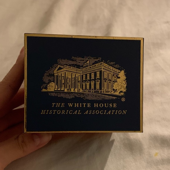 USA White House Ornament - Picture 2 of 3